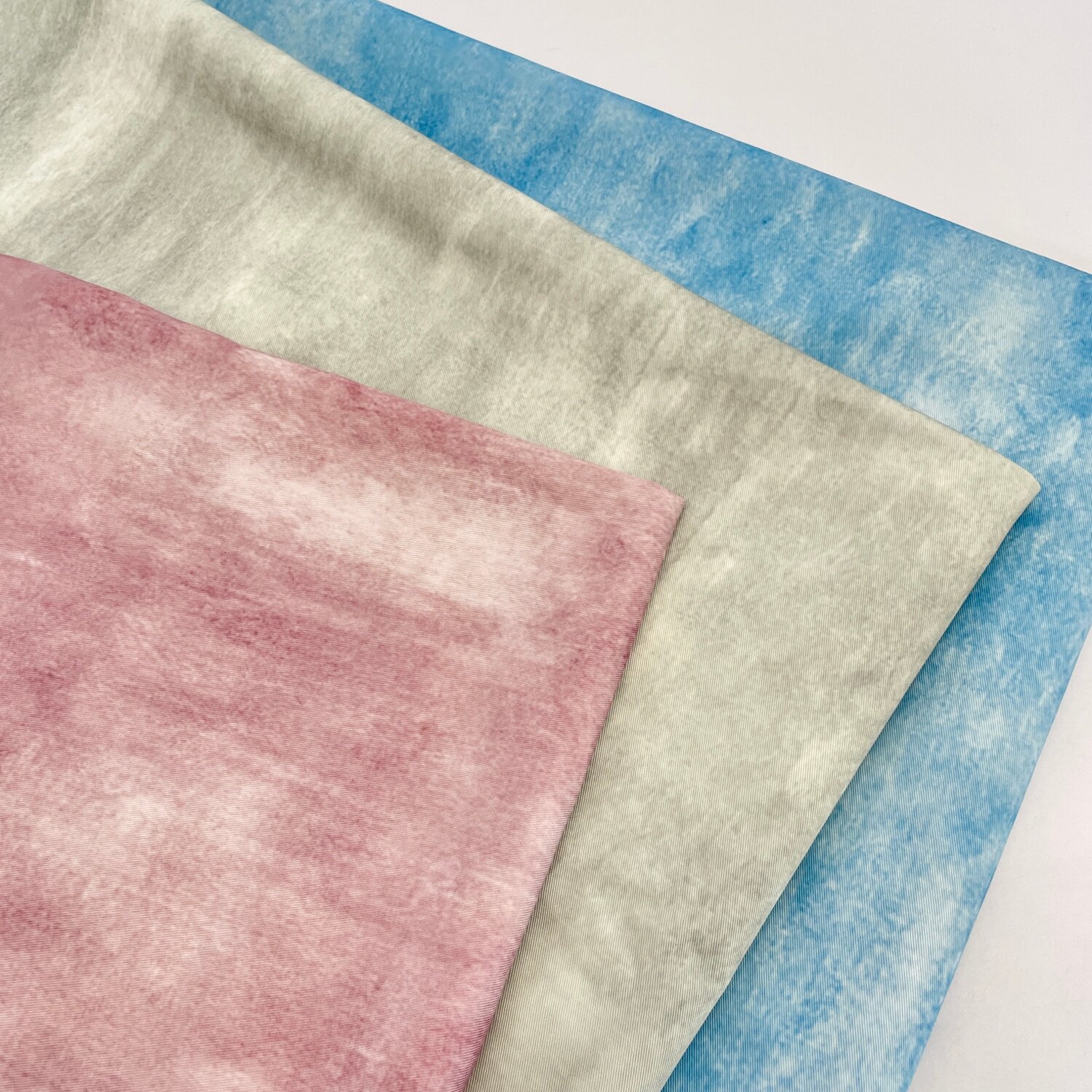 Розовая, серая, синяя ткань с  – обзор и цена Sewing Tie Dye